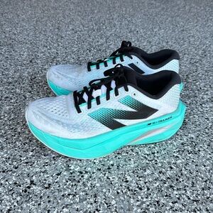 New Balance SC trainer- White and Teal